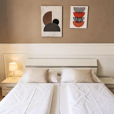 Washington-7 By Interhome Apartamento Praga