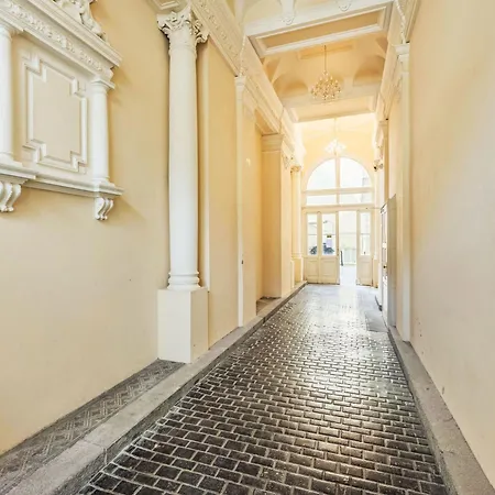 Washington-7 By Interhome Praga